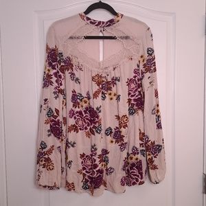 Gypsies and Moondust Purple Floral Keyhole Blouse